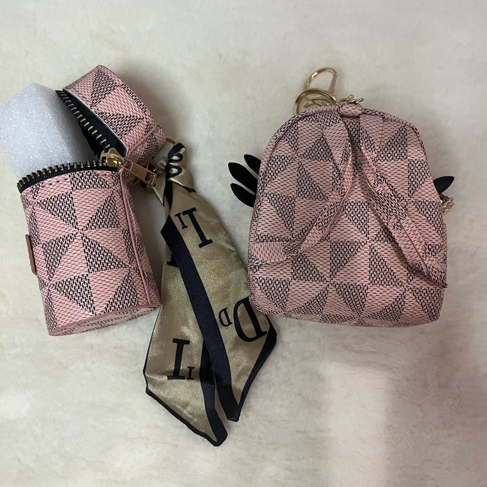 Mini Owl Backpack & Lipstick case - Picture 4 of 8